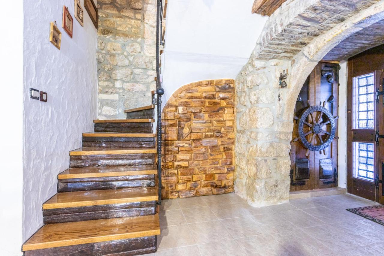 Apartamento Stone House Srida Baška Voda Exterior foto