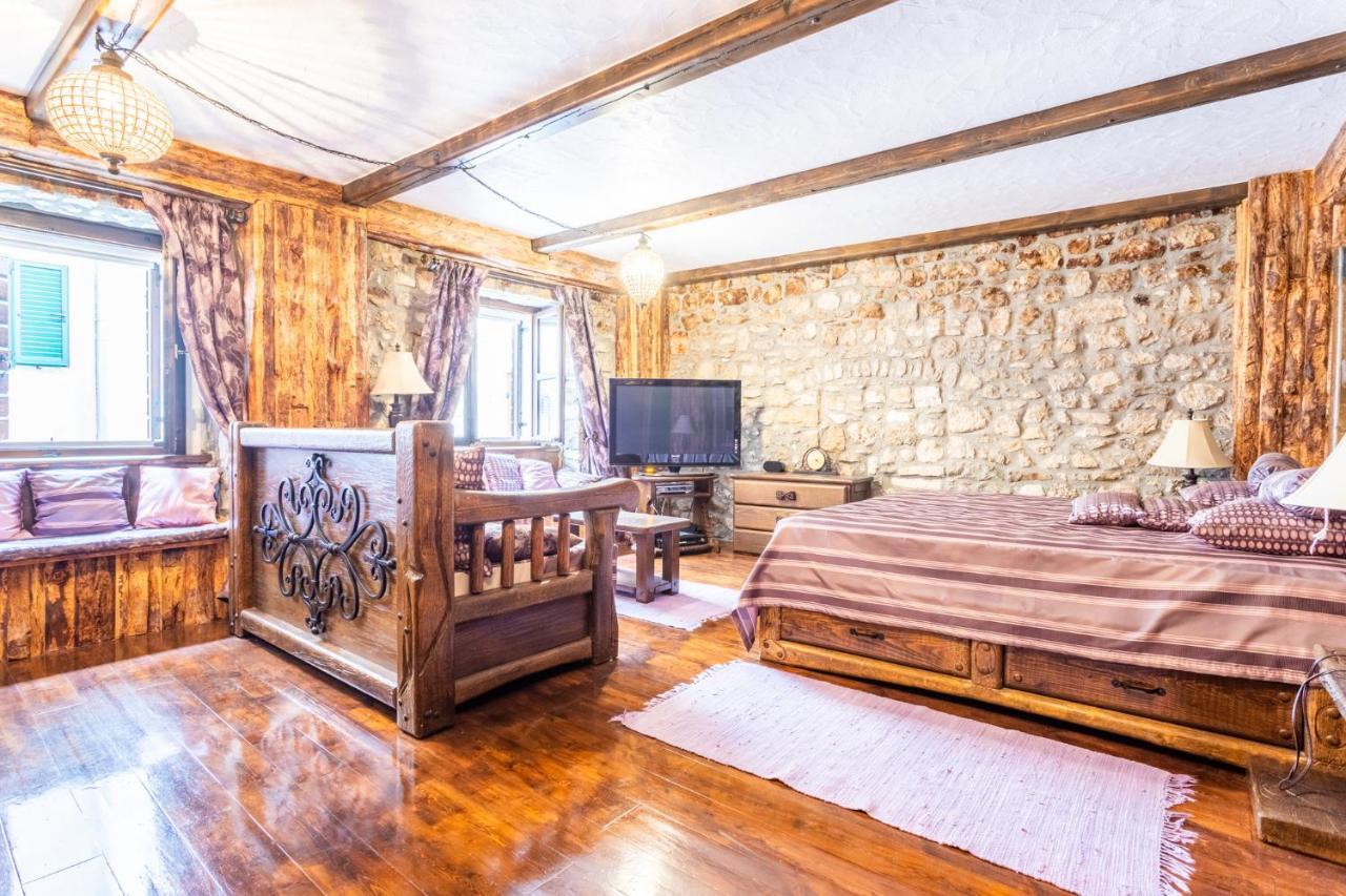 Apartamento Stone House Srida Baška Voda Exterior foto