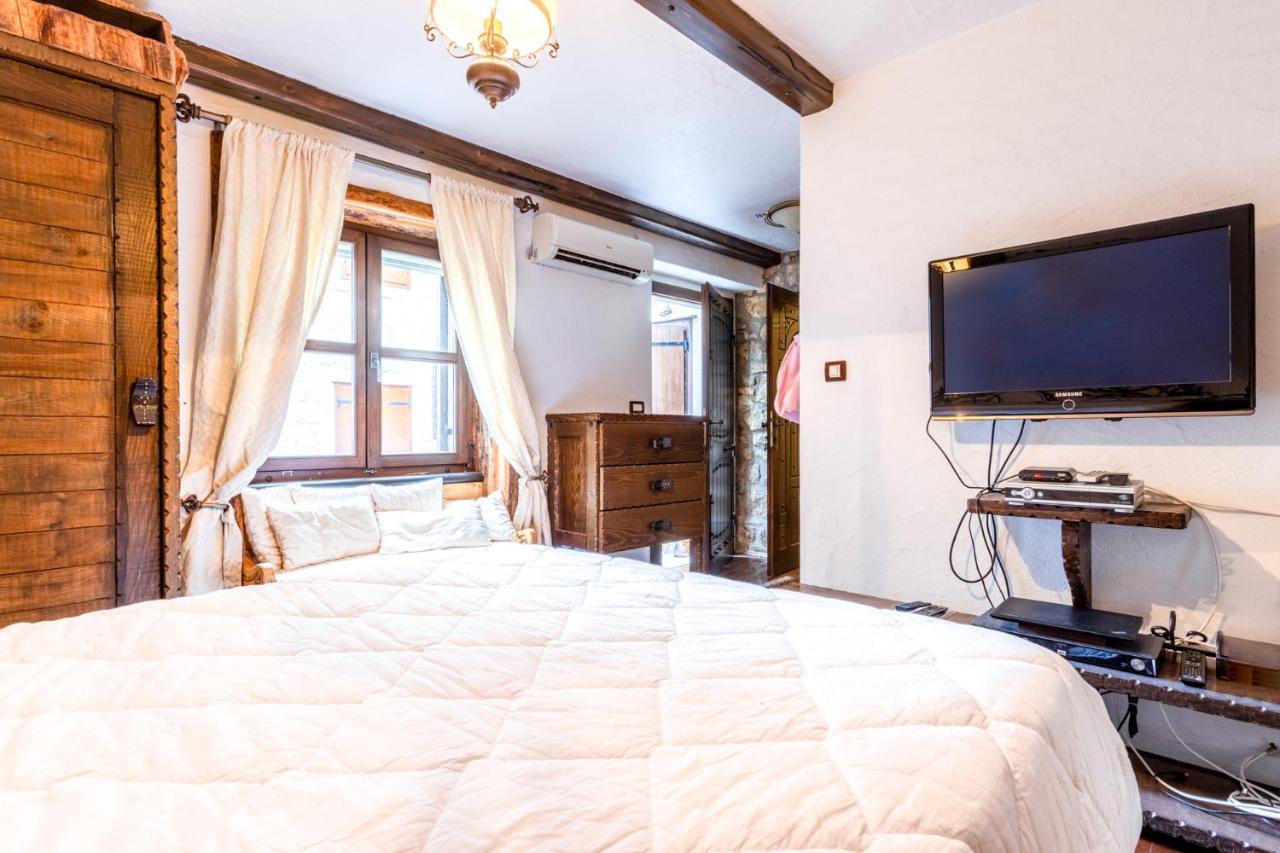 Apartamento Stone House Srida Baška Voda Exterior foto