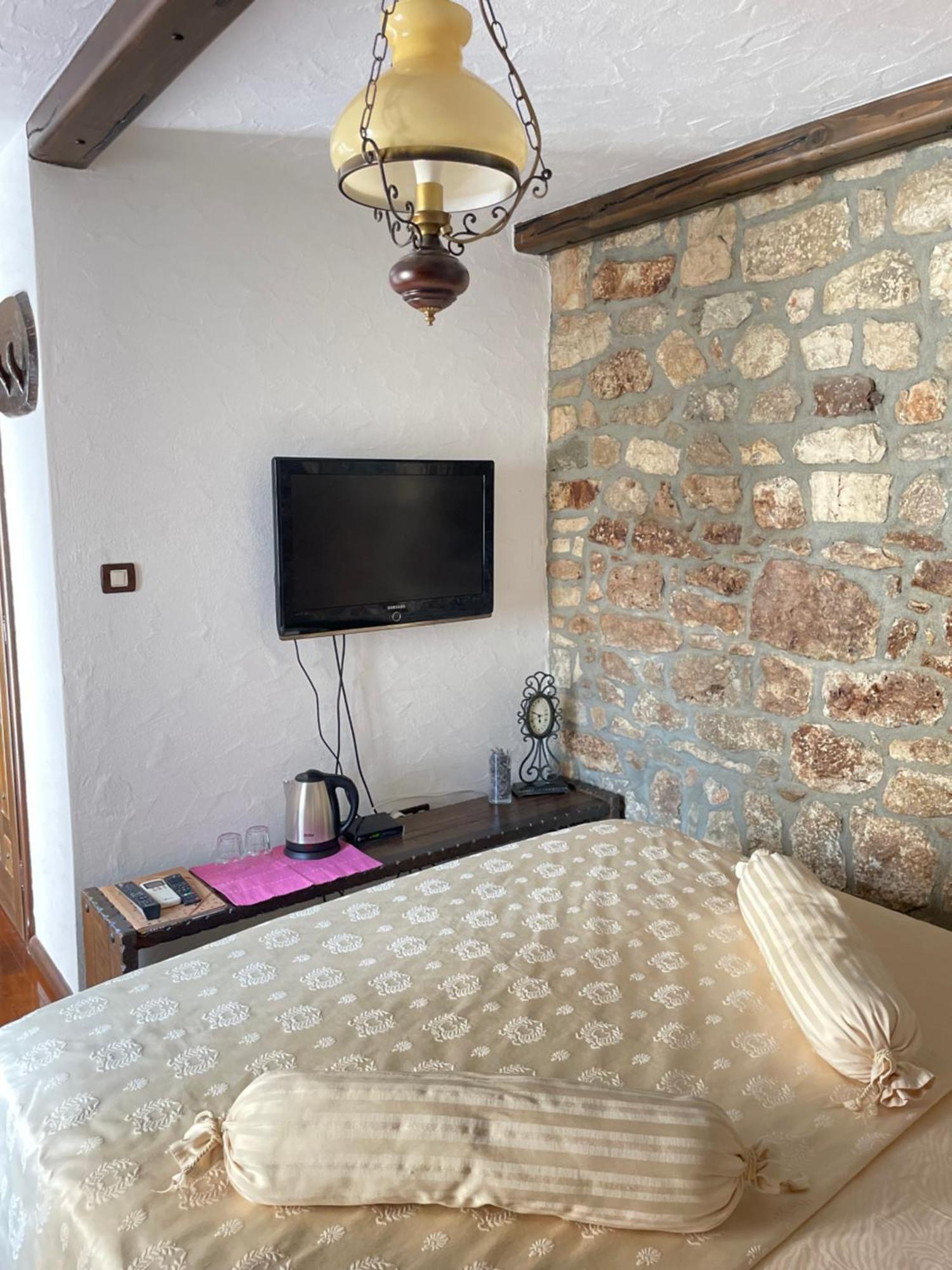 Apartamento Stone House Srida Baška Voda Exterior foto